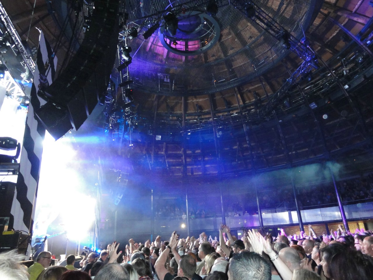 54 OMD The English Electric tour in London.jpg